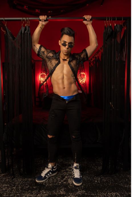 It's Time To Party! Create Your Look!